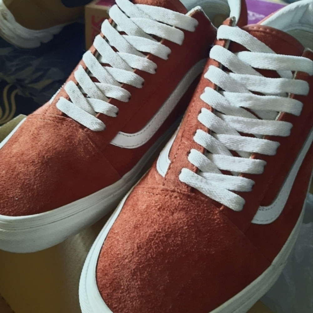 VANS Old Skool Suede Skate Sneakers burnt orange Men 9, Women 10.5 New In Box!
